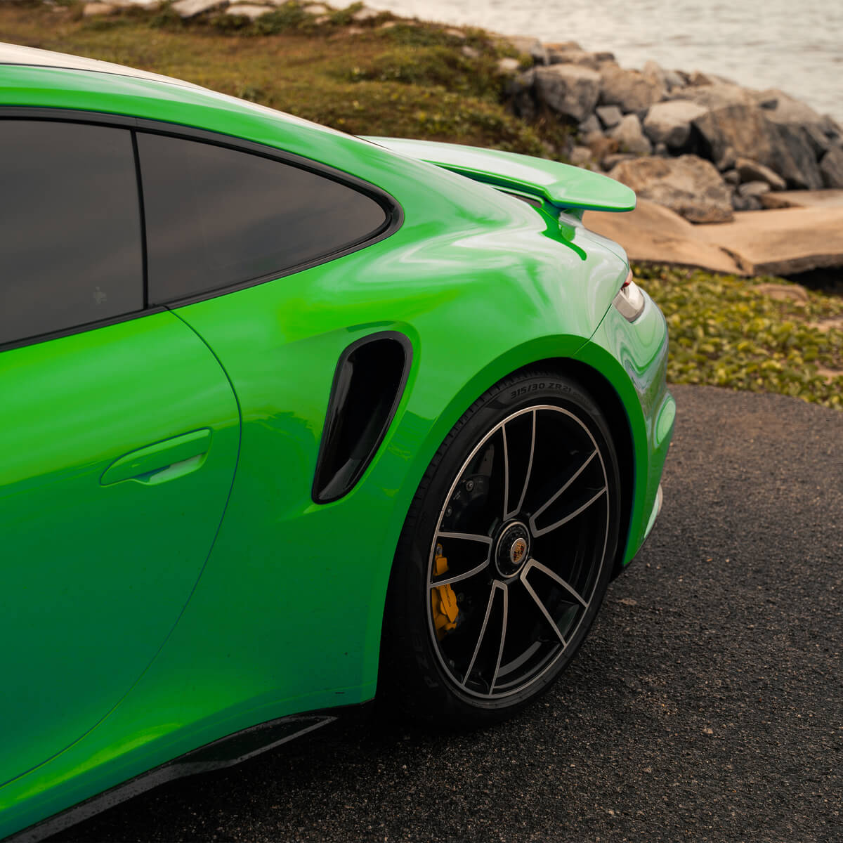 Bright Green gloss